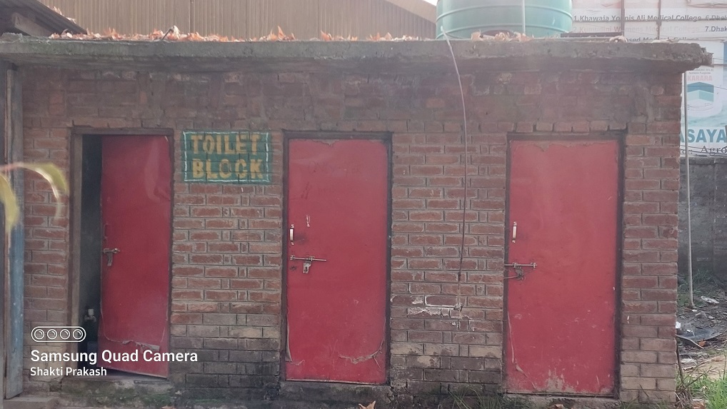 Toilet Block â€“ College Entrance